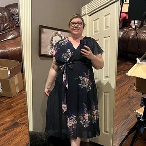 City Chic Floral Long Dress Surplice Size 22